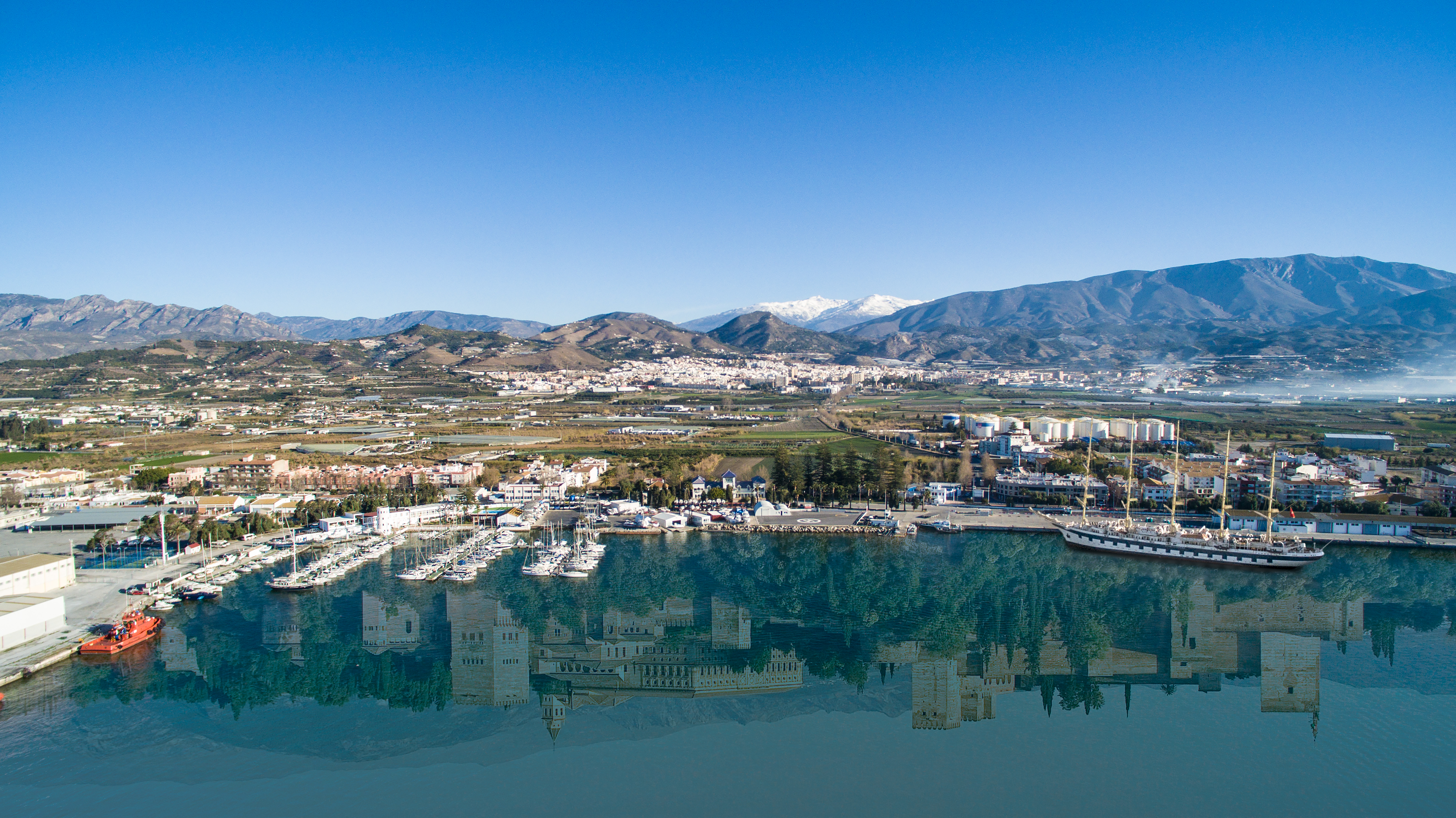 El Puerto de Motril acude a la presente edición de FITUR 2024 dentro de su - Noticia Puerto de Motril